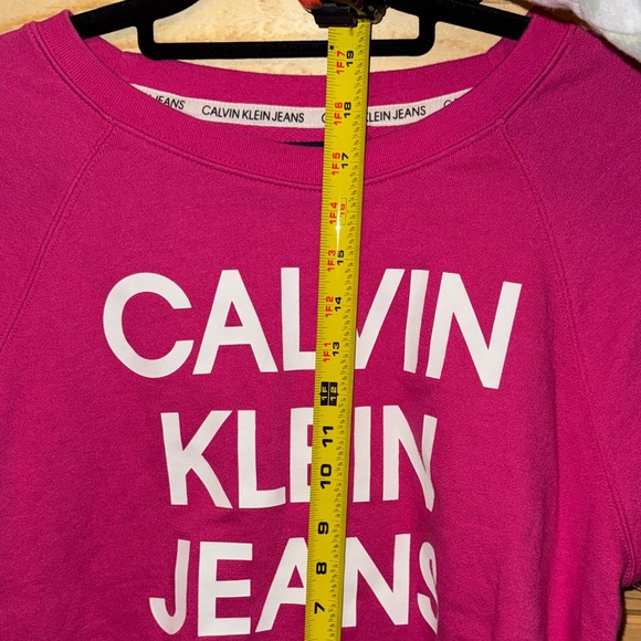 Calvin Klein Fuchsia Crop Top with White Logo - Picture 2 of 8